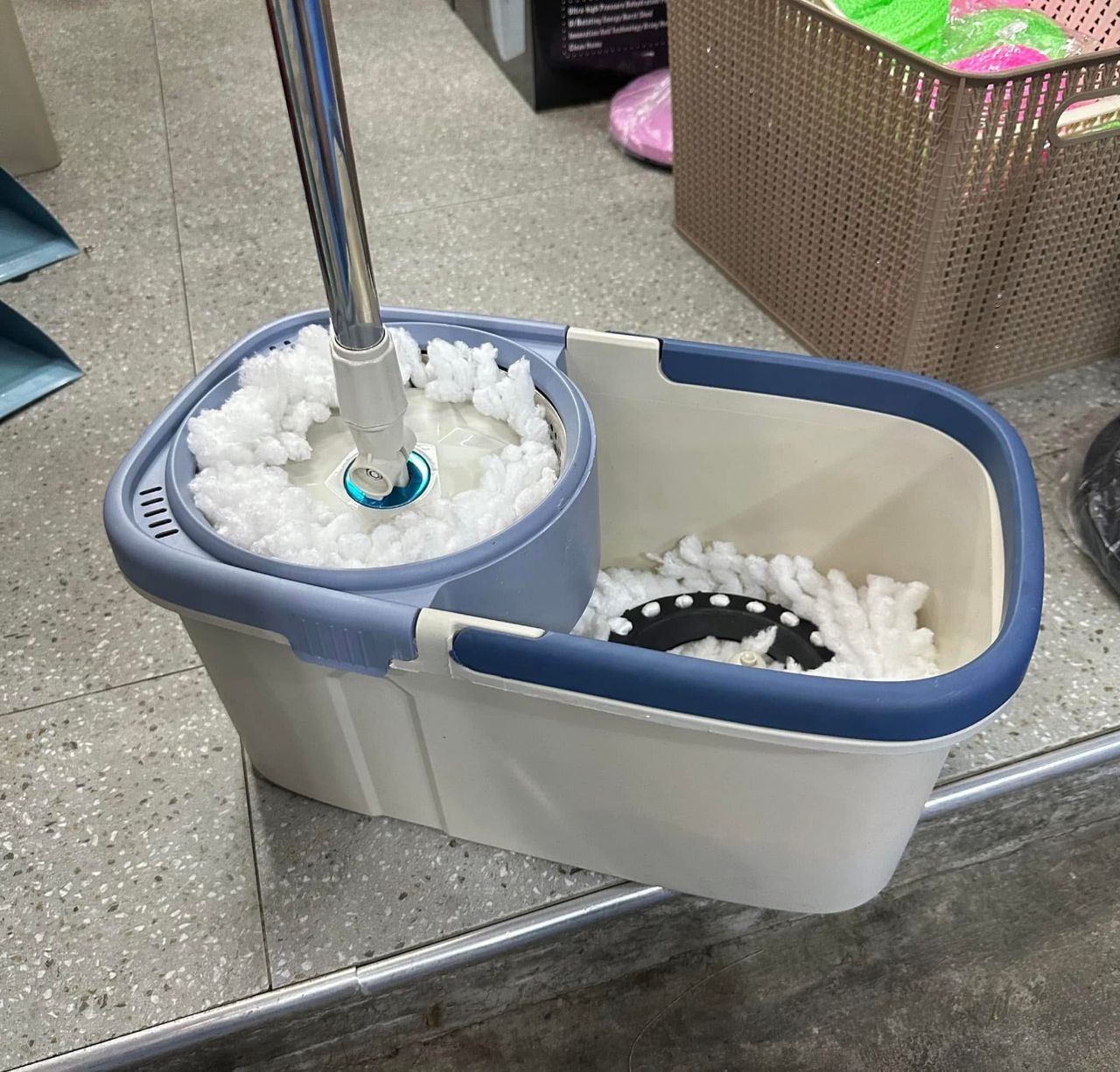 Ensemble Balai Serpillere et Seau Essoreur