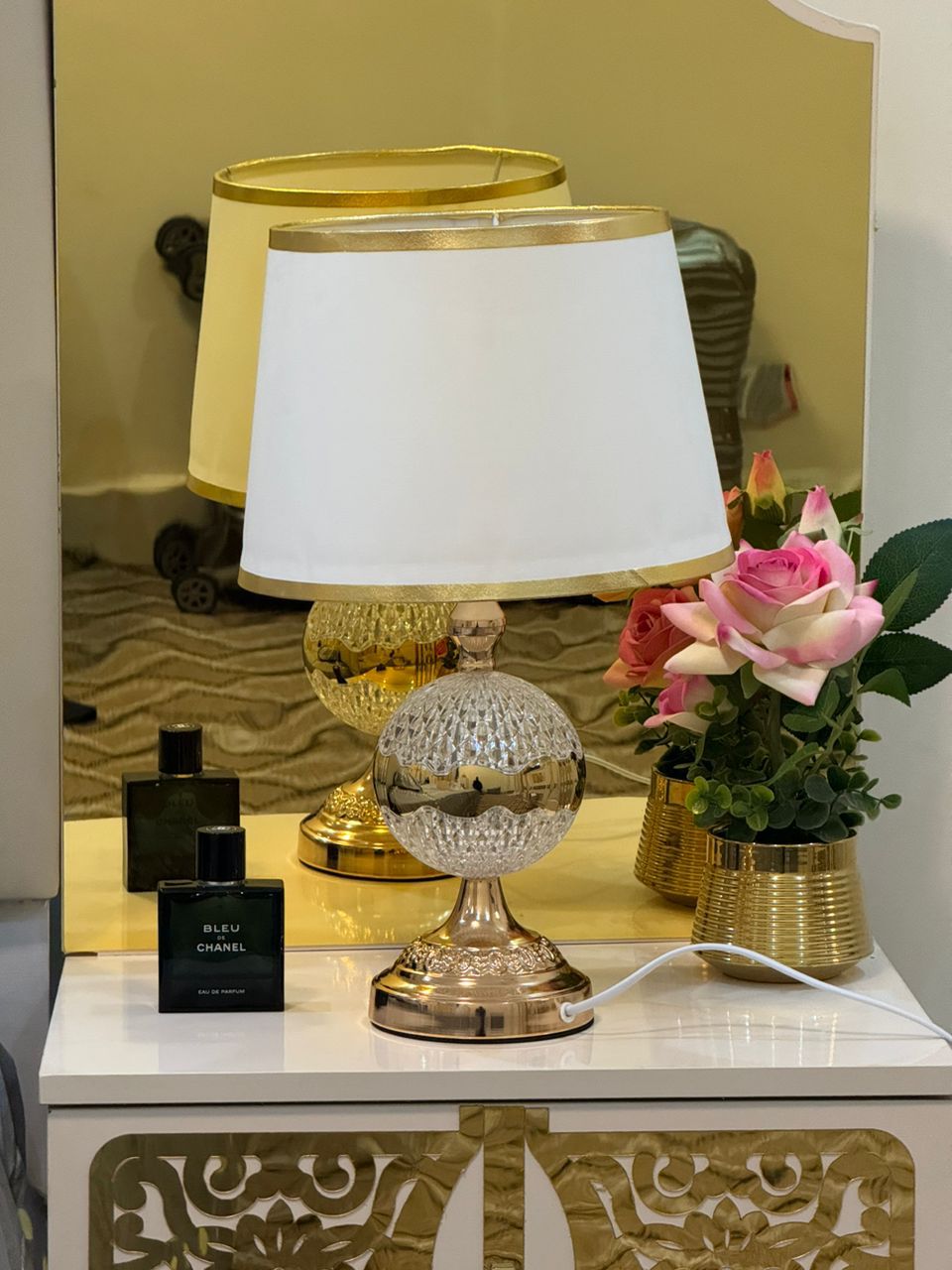 Lampe de chevet moderne et élégante - Blanc