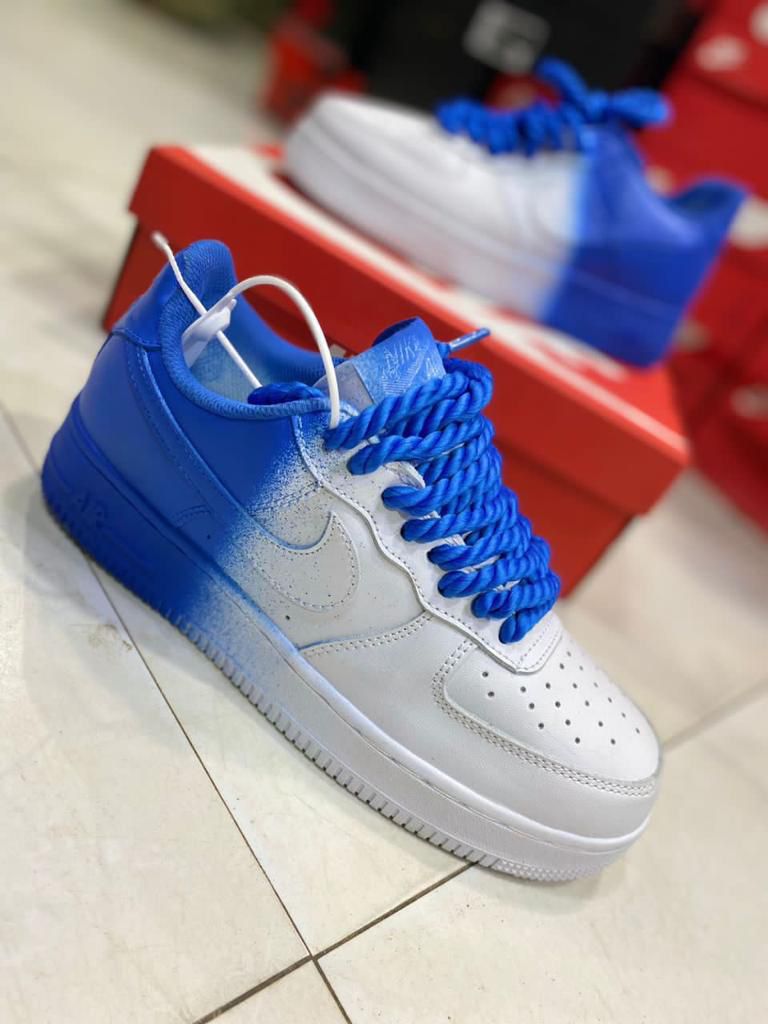 Paire de basket - Chaussures très confortables - Bleu Blanc
